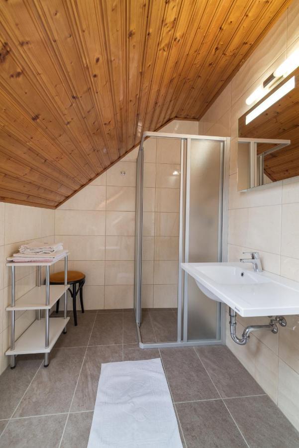 Nemes Apartmanhaz Heviz Exterior photo