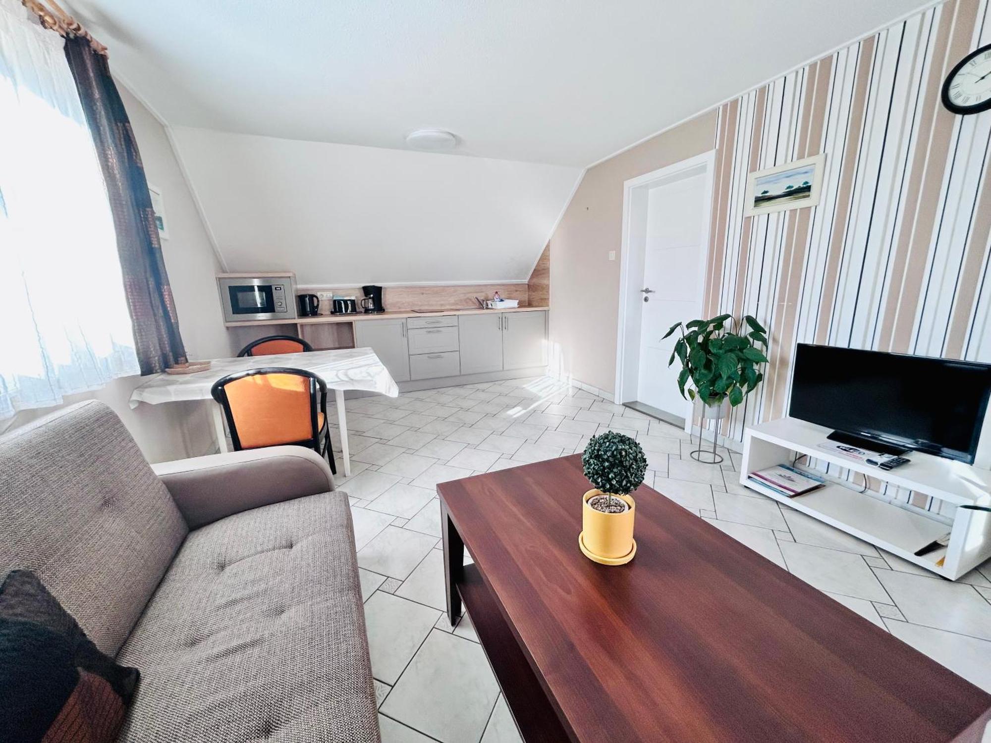 Nemes Apartmanhaz Heviz Exterior photo